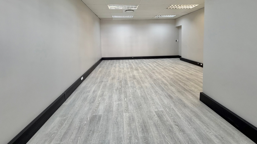 To Let Commercial Property for Rent in Paardevlei Western Cape